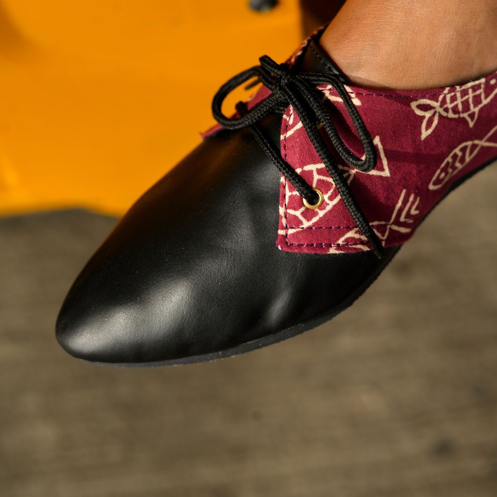 pataka Black Maroon Fish