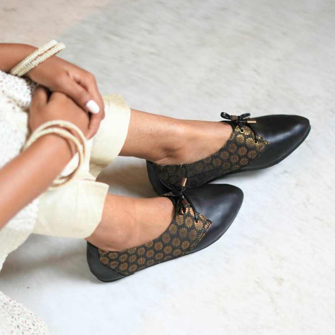 pataka Black Brocade