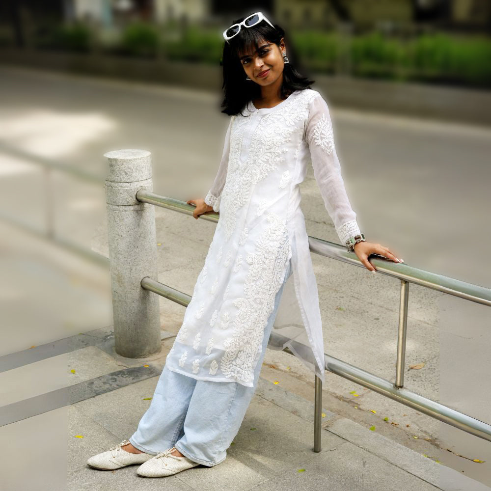 pataka Offwhite