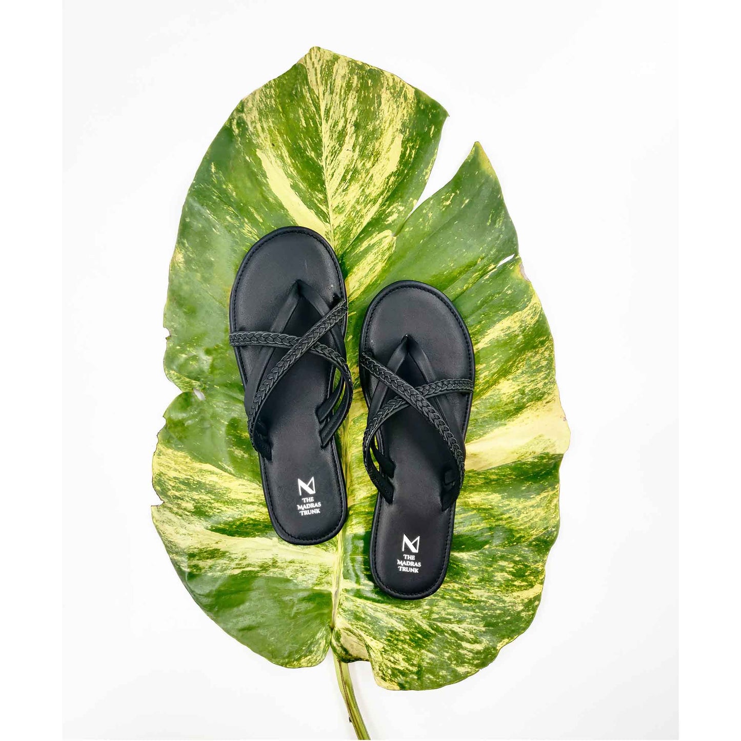 Kanavu Black