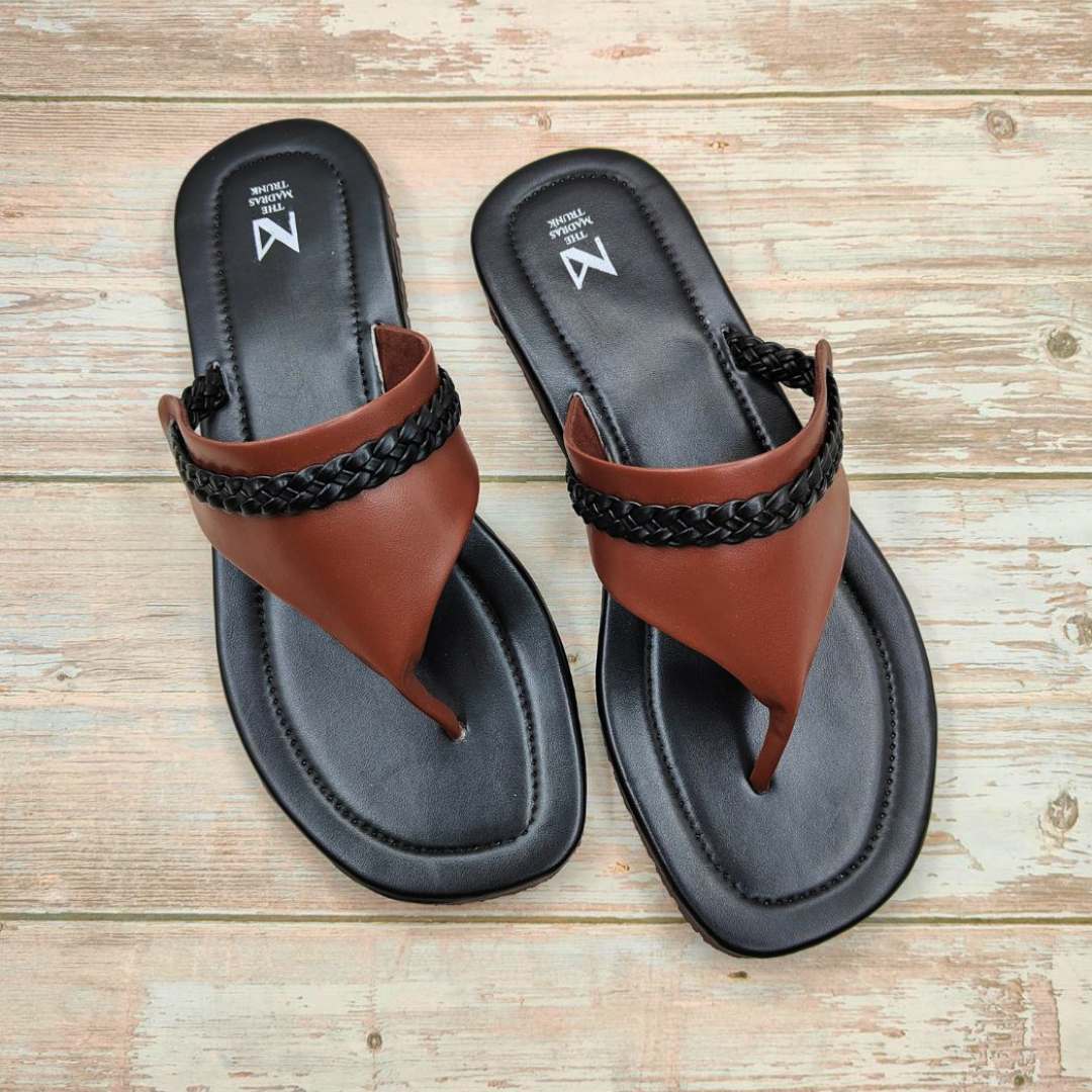 Levi Black Brown
