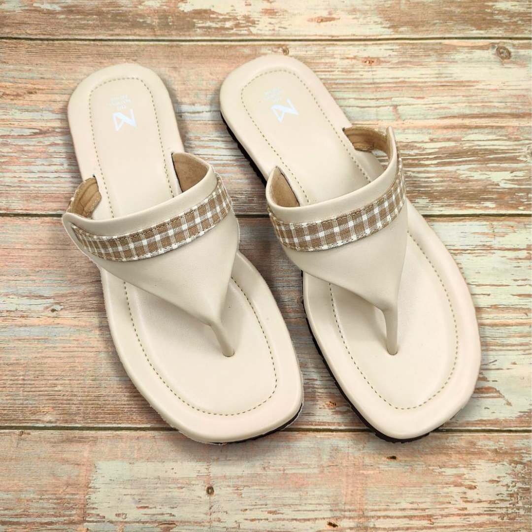 Levi Offwhite Checks