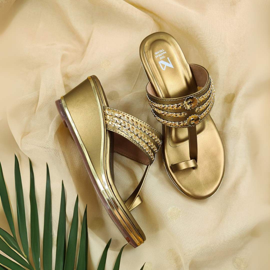 Ruhi wedges Antique