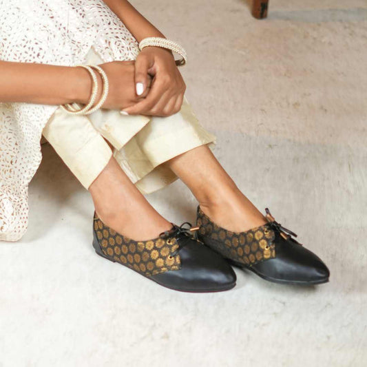 pataka Black Brocade
