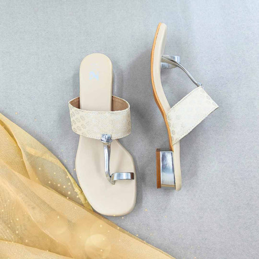 Amara Uno Offwhite Brocade