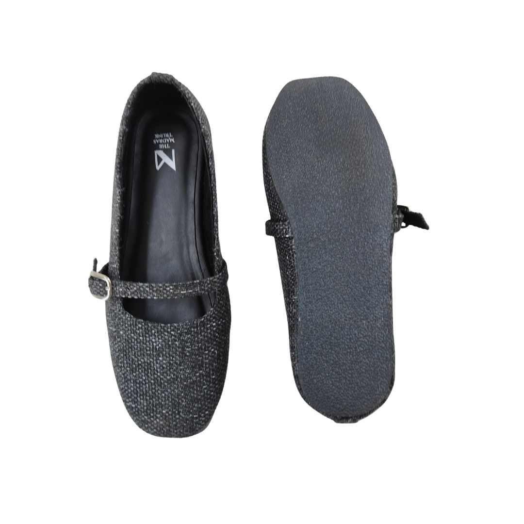 Miro Black