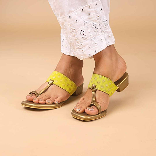 Amara Uno Green Brocade