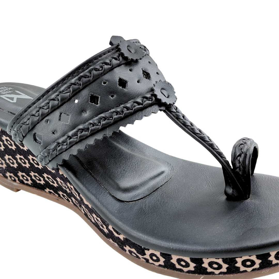 Haiku wedges New  Rang Black